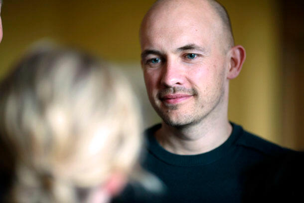 lars_r_smiling_610